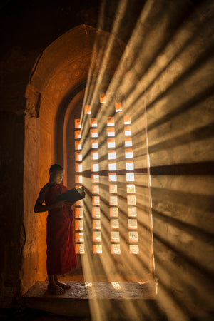 Life as a monk in a Buddhist monastery