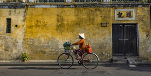 Cycling on the streets of Hoi An