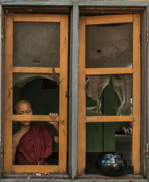 Life as a monk in a Buddhist monastery